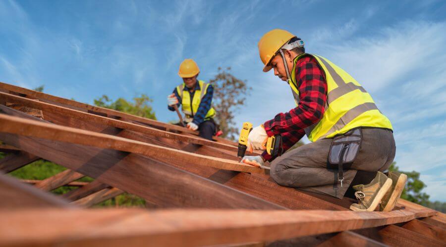 Professional Flat Roofing Installation services in East Peoria, IL